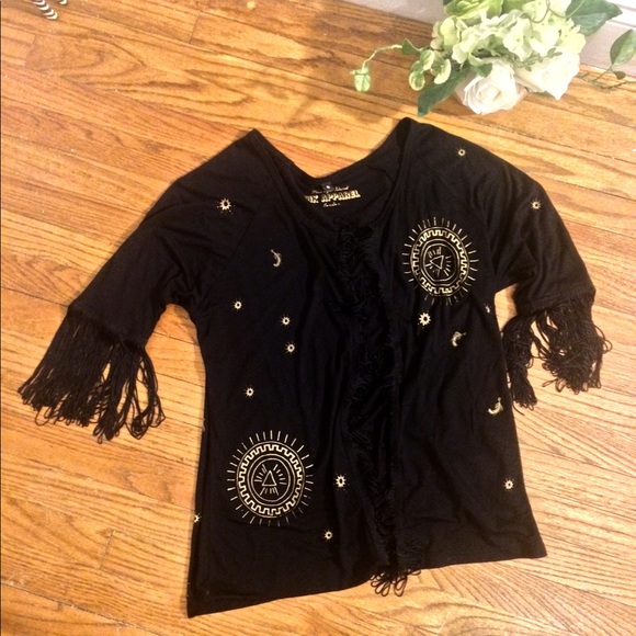 😎Unique Fringed wrap -gold design @fringe sleeves - Picture 2 of 8